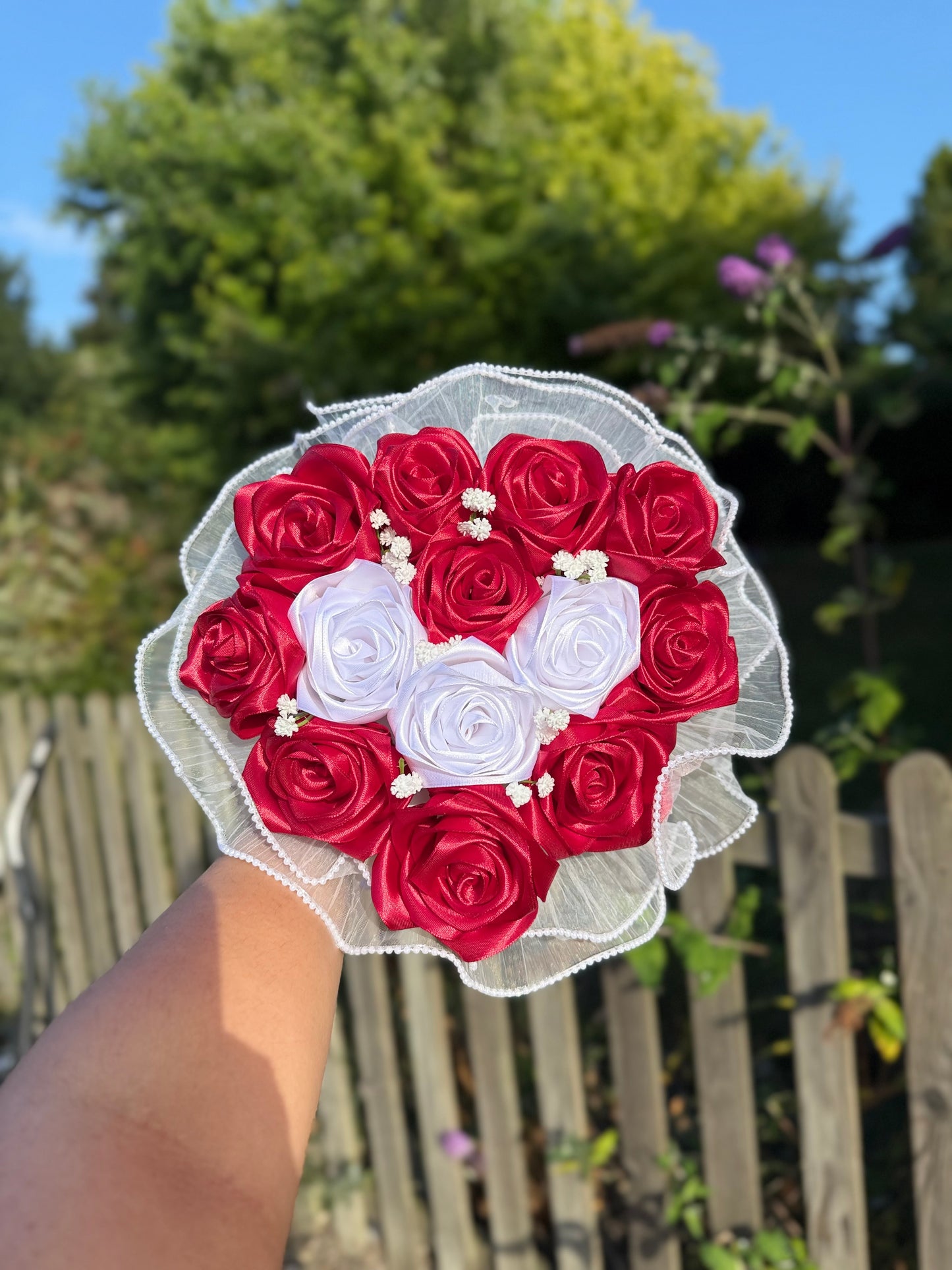 Eternal Love shape Red & White Satin Rose Bouquet 🌸🎀